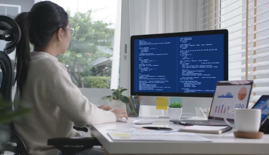 镇远县企业数字化解决方案:机器学习赋能商业模式升级的核心路径